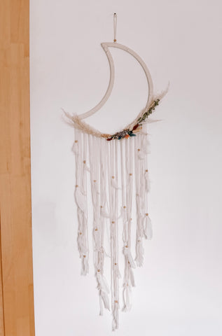 Macrame & Dried Floral Moon